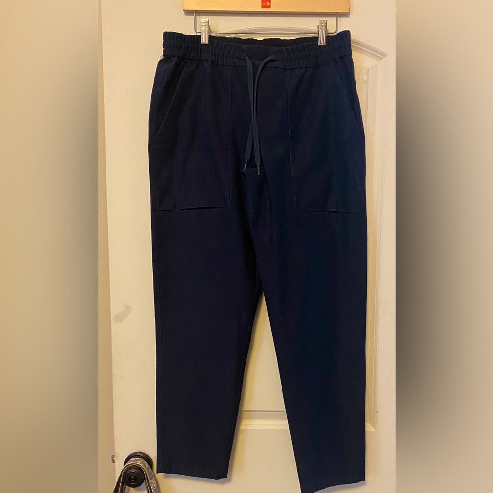 Men's Navy Lululemon Size 32 Pants Inseam 29”